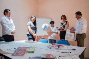 INAUGURA LÓPEZ BIRLAIN PLAZA COMUNITARIA DEL INEA