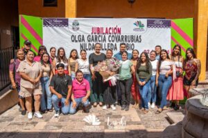 CON GRATITUD Y RECONOCIMIENTO, YUNI BENÍTEZ AGRADECE A OLGA GARCÍA Y NILDA VILLEDA EN SU JUBILACIÓN