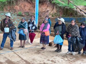 CON EL FIRME COMPROMISO DE TRABAJAR DE LA MANO POR EL DESARROLLO INTEGRAL DE LAS FAMILIAS PINALENSES,
