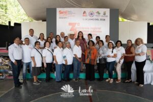 YUNI BENÍTEZ ACOMPAÑA CON CARIÑO Y RECONOCIMIENTO A MAESTROS JUBILADOS Y PENSIONADOS DE LA SIERRA GORDA