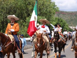 CON CABALGATA DE LA AMISTAD, ARRANCA LA FERIA SAN JUAN DEL RÍO 2026