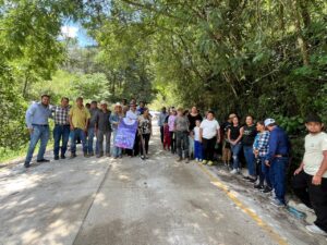 CON EL FIRME COMPROMISO DE SEGUIR MEJORANDO LA INFRAESTRUCTURA VIAL DEL MUNICIPIO