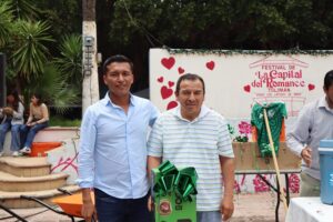 PRESIDENTE MUNICIPAL ALEJO SÁNCHEZ DE SANTIAGO CELEBRA A LOS PADRES DE FAMILIA CON RIFA CONMEMORATIVA POR EL DÍA DEL PADRE