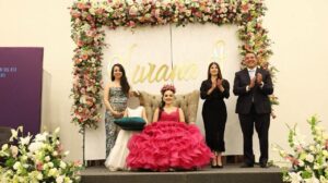 ENCABEZAN ROBERTO CABRERA Y GINA SÁNCHEZ LA PREMIACIÓN DE LOS LIV JUEGOS FLORALES SAN JUAN DEL RÍO 2026