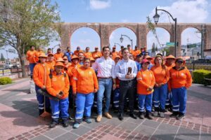 ESTE PREMIO NOS LLENA DE ORGULLO Y NOS COMPROMETE A SEGUIR HACIENDO LAS COSAS BIEN: FELIFER MACÍAS