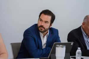 MAURICIO CÁRDENAS RESPALDA TERNA PARA LA FISCALÍA ANTICORRUPCIÓN DE QUERÉTARO