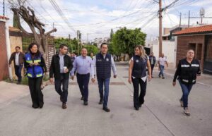CHEPE GUERRERO SUPERVISA REPARACIÓN DE SOCAVONES EN TEJEDA