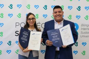 RECIBEN ESTUDIANTES DE LA UP SANTA ROSA TÍTULO DEL ITM DE COLOMBIA