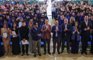 CHEPE GUERRERO ASISTE A LA CEREMONIA DE GRADUACIÓN DE LA PRIMERA GENERACIÓN DE LA PREPARA UAQ, PLANTEL CORREGIDORA