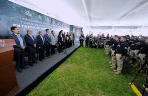 ASISTE FELIFER MACÍAS A LA TOMA DE PROTESTA, ENTREGA DE OBRAS Y EQUIPAMIENTO PARA EL FORTALECIMIENTO DE LA POLICÍA DE INVESTIGACIÓN DEL DELITO