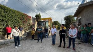 ARRANCA BETO NAVA NUEVA OBRA DE URBANIZACIÓN EN LA D SANTA BÁRBARA