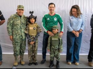 RODRIGO MONSALVO INAUGURA EXPOSICIÓN MILITAR CONIN EN BENEFICIO DE NIÑAS, NIÑOS Y ADOLESCENTES
