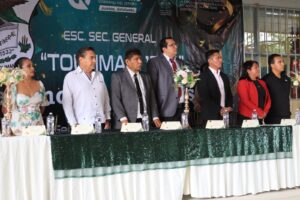 PRESIDENTE MUNICIPAL ALEJO SÁNCHEZ DE SANTIAGO ACOMPAÑA A LA COMUNIDAD EDUCATIVA EN LA EMOTIVA CEREMONIA DE CLAUSURA DE LA GENERACIÓN 2023–2026 DE LA ESCUELA SECUNDARIA GENERAL TOLLIMANI 1532