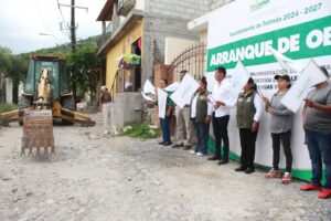 ENCABEZA ALEJO SÁNCHEZ ARRANQUE DE LA REHABILITACIÓN DE LA CALLE SAN JUAN DEL RÍO EN EL BARRIO DE CASAS VIEJAS, TOLIMÁN