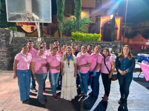 LA PRESIDENTA MUNICIPAL DE PINAL DE AMOLES, LUPITA RAMÍREZ, Y EL PRESIDENTE DEL SMDIF, ING. IVÁN ZÁRATE MUÑOZ