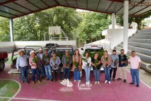 LANDA FORTALECE LA CAFETICULTURA CON LA ENTREGA DE MÁS DE MIL PLANTAS PRODUCIDAS EN EL VIVERO MUNICIPAL