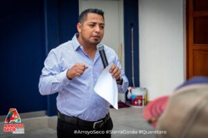 ATENDER A LA GENTE TAMBIÉN ES GOBERNAR: FERNANDO SÁNCHEZ GIL ENTREGA APOYOS A FAMILIAS DE ARROYO SECO