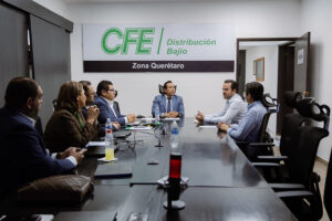 MAURICIO CÁRDENAS IMPULSA MESA DE TRABAJO CON CFE PARA ATENDER INQUIETUDES CIUDADANAS  