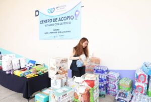 RECIBEN CINCO TONELADAS DE AYUDA EN LOS CENTROS DE ACOPIO DEL SEDIF