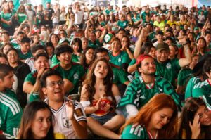 EL MÉXICQ ZONA FEST MANTIENE EL AMBIENTE MUNDIALISTA Y SUPERA LOS 100 MIL ASISTENTES