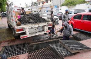 CORREGIDORA RETIRA MÁS DE 50 TONELADAS DE BASURA Y AZOLVE DE REJILLAS PLUVIALES