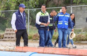CHEPE GUERRERO Y ERIC GUDIÑO SUPERVISAN EL FUNCIONAMIENTO DEL CÁRCAMO DE PUERTA REAL II