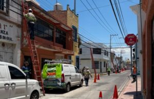 AVANZA MUNICIPIO DE QUERÉTARO EN EL RETIRO DE CABLEADO EN DESUSO DE LAS PRINCIPALES AVENIDAS DE LA CAPITAL