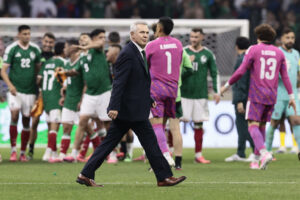 AGUIRRE: ESTOY ENCABRONADO POR EL CAMBIO DE HORARIO DEL MÉXICO VS INGLATERRA, ME ROMPE LA MADRE