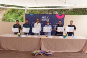 FIRMAN SECULT Y ZENBIT CONVENIO PARA PROTEGER EL AJOLOTE SERRANO