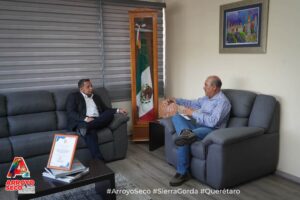 FERNANDO SÁNCHEZ GIL HACE EQUIPO PARA CONSTRUIR UN MEJOR FUTURO PARA EL CAMPO DE ARROYO SECO