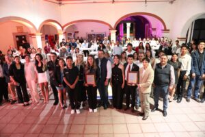 COLÓN PREMIÓ A SU FUTURO: GASPAR TRUEBA ENTREGÓ EL 2do. PREMIO MUNICIPAL DE LA JUVENTUD 2026