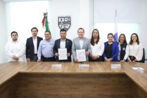 JAIRO MORALES FIRMA ALIANZA CON LA UTEQ