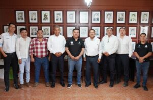 ALCALDE RUBÉN HERNÁNDEZ DA SEGUIMIENTO A GESTIONES PARA MEJORAR EL SERVICIO DE ENERGÍA ELÉCTRICA EN JALPAN