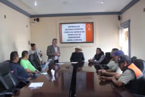 ÓSCAR PÉREZ MARTÍNEZ PRESIDENTE DE AMEALCO FORTALECE LA ATENCIÓN DE EMERGENCIAS EN AMEALCO