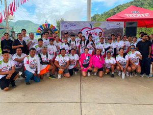 IMPULSA PINAL DE AMOLES EL DEPORTE, LA CULTURA Y EL CAMPO EN EL CIERRE DE LA FERIA DE LA MANZANA.