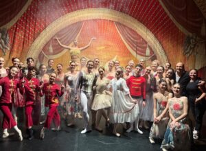 BRILLA QUERÉTARO EN EUROPA CON EL ARTE DE LA BAILARINA ANA ELIA LIRA