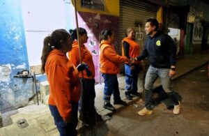 SUPERVISA FELIFER MACÍAS RECOLECCIÓN DE RESIDUOS COMERCIALES EN CALLES DEL MUNICIPIO DE QUERÉTARO
