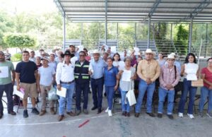 ENTREGA SEDEA OFICIOS DE AUTORIZACIÓN AL CAMPO SERRANO