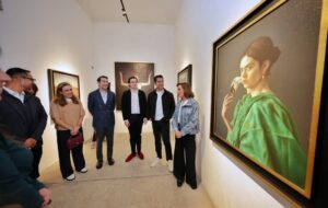 ASISTE FELIFER MACÍAS A LA INAUGURACIÓN DE LA EXPOSICIÓN “LOMELIUS, LA PINTURA ETERNA”