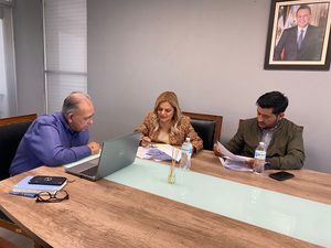 LUPITA RAMÍREZ GESTIONA MÁS OBRAS ESCOLARES PARA LAS COMUNIDADES DE PINAL DE AMOLES.