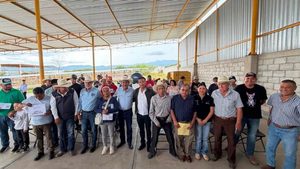 GOBIERNO DE TOLIMÁN ACOMPAÑA ENTREGA DE SEMILLA FORRAJERA PARA FORTALECER AL SECTOR AGROPECUARIO