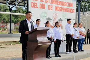 TOLIMÁN VIVIÓ ESTA MAÑANA EL DESFILE CONMEMORATIVO POR EL 216 ANIVERSARIO DEL INICIO DE LA INDEPENDENCIA