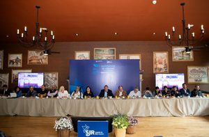 ROBERTO CABRERA INICIA ACTIVIDADES CON MOTIVO DE SU QUINTO INFORME DE GOBIERNO