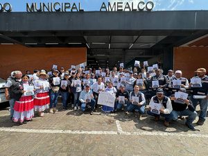 LEONOR MEJÍA PARTICIPA EN JORNADA DEL KURI BUS EN AMEALCO