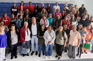 IMPULSANDO EL TALENTO Y EL EMPRENDIMIENTO DE LAS MUJERES AMEALCENSES.