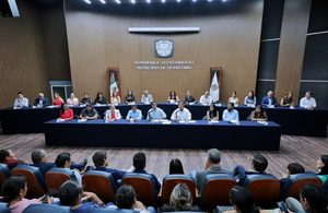 LLAMA FELIFER MACÍAS A FORTALECER E IMPULSAR LA EDUCACIÓN EN QUERÉTARO