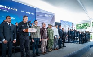 TOMA PROTESTA GOBERNADOR A NUEVOS POLICÍAS QUE SE SUMAN A LA DEFENSA DE QUERÉTARO