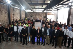 UNIDADES DE EMERGENCIA RECIBEN EQUIPAMIENTO DONADO POR GOBIERNO DE LAREDO, TEXAS
