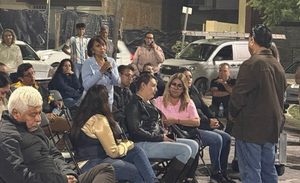LUIS NAVA DIALOGA CON FAMILIAS Y SECTORES DE CORREGIDORA