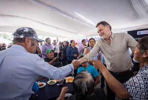 PARTICIPA GOBERNADOR EN EL 62 ANIVERSARIO DEL MERCADO ESCOBEDO
